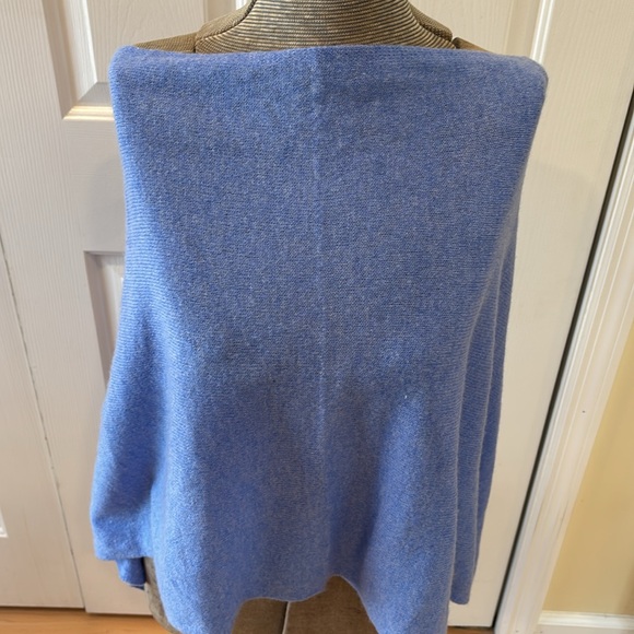 Claudia Nichole one size sky blue 100% cashmere  shawl or shrug - Picture 2 of 8